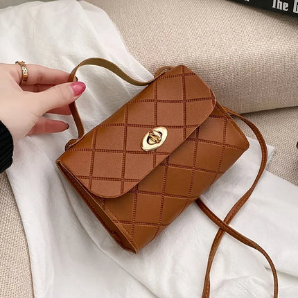Ladies' fashionable shoulder bag is lightweight and practical, suitable for students and office casual wear, slanted backpack