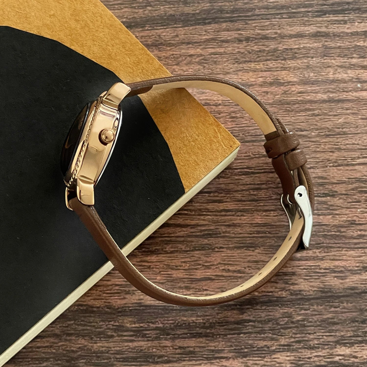 Ladies' Fashion Watch, Leather Quartz Watch, Retro Elegant Fashion Quartz Waterproof Ladies' Watch