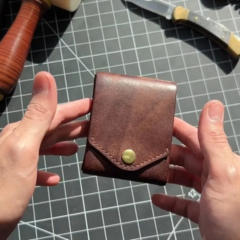 Retro short wallet for men and women with a high-end feel multifunctional zero wallet large capacity, simple storage card bag