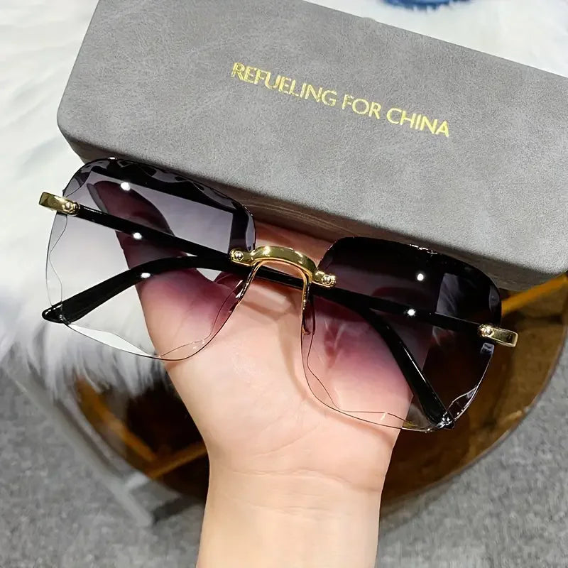 Square Rimless Sunglasses Women Luxury Brand Designer Summer Red Glasses Fashion Sun glasses For Men UV400 Shades Oculos