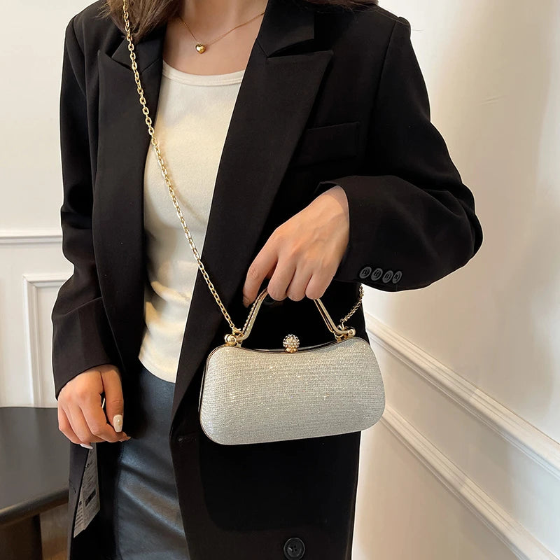 Ladies Fashion Shoulder Bag, Gorgeous Large Capacity Ladies Evening Bag, Glossy Compact Retro Ladies Handbag