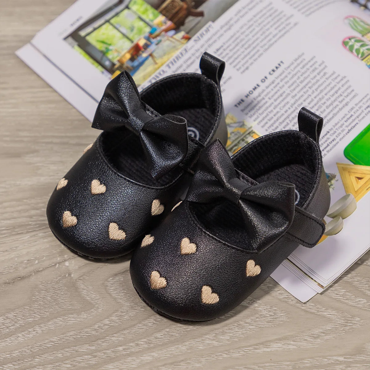 Baby Shoes Classic Dress Cute Bow-knot Heart Anti-slip Soft Sole First Walkers Infant Baby Girls Toddler Shoes 0-18m