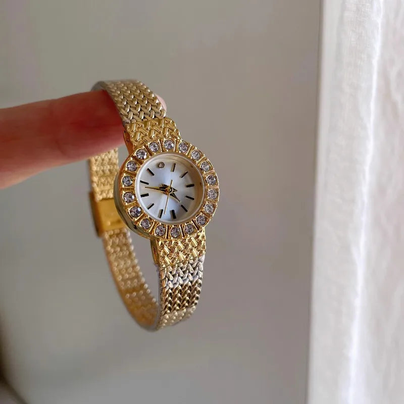 2025 New Ladies Watches High-End Luxury Elegant Diamond Gold Dial Quartz Watch Women's Vintage Bracelet Wristwatch Gift Clock